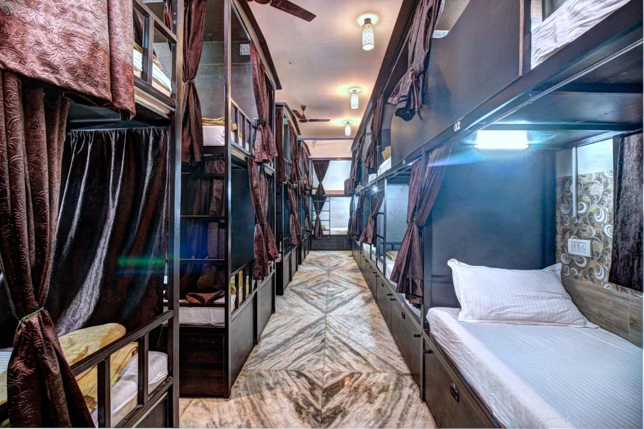 Хостел Sunshine Backpackers, Airport Мумбаи Экстерьер фото